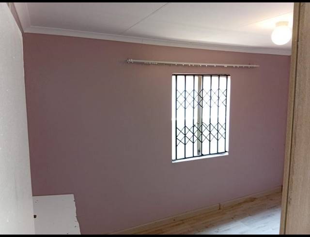 3 BEDROOM HOUSE FOR SALE IN WINDMILL PARK EXT